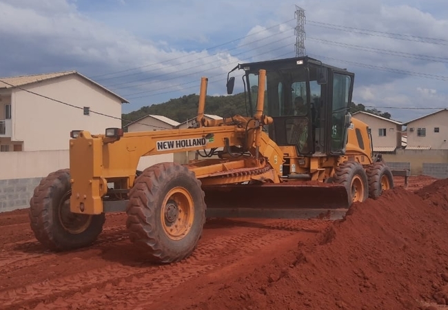 Nova Max é especializada em terraplanagem construções demolições e transportes